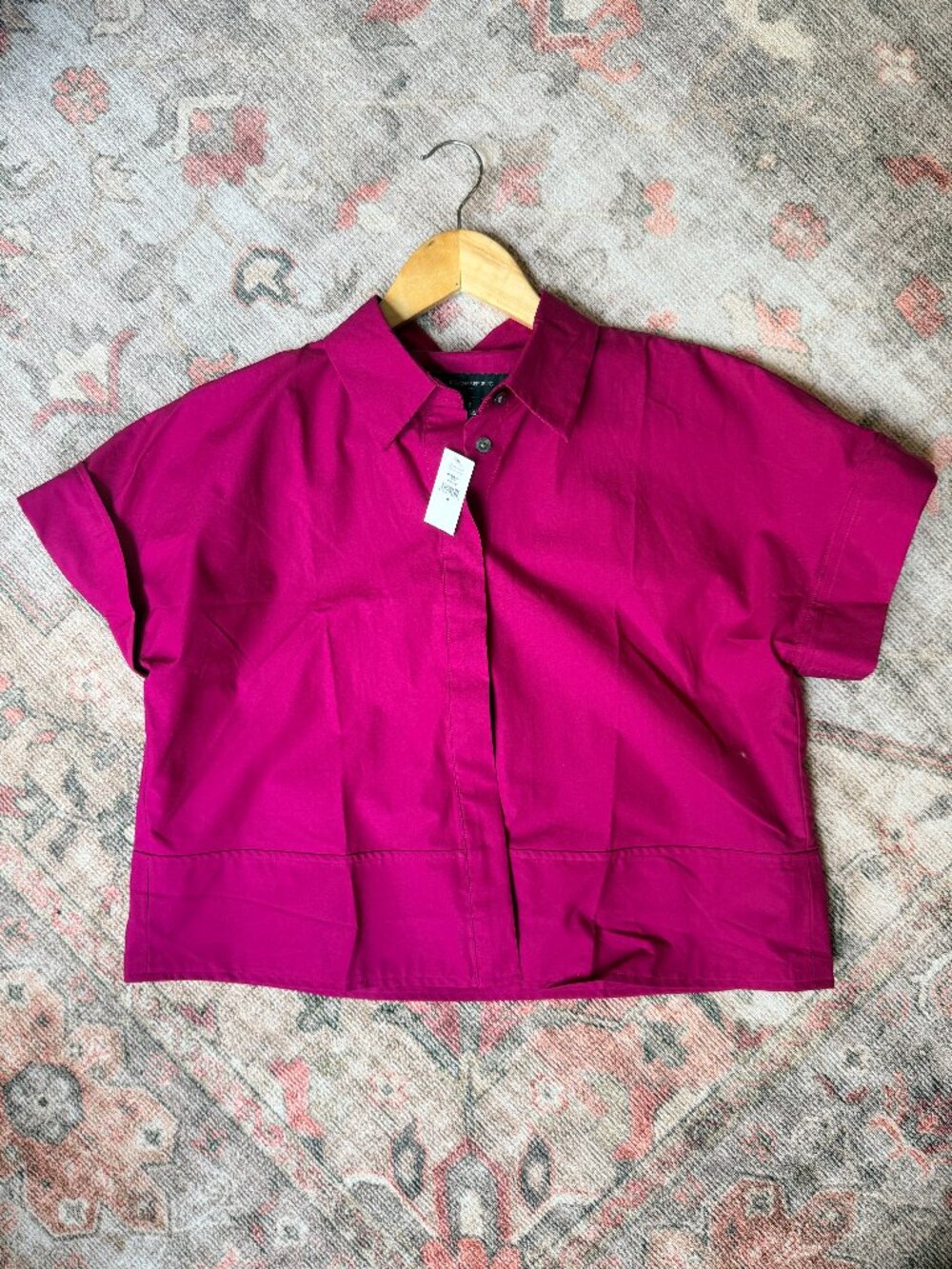 NWT Banana Republic Cropped Button Down